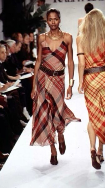 Thumbnail of victoria-smith-fashionandfounders 0