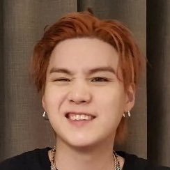 Thumbnail of www-x-com-dailybtscats-status-1465674672381513733-13b66b5180b54ddc