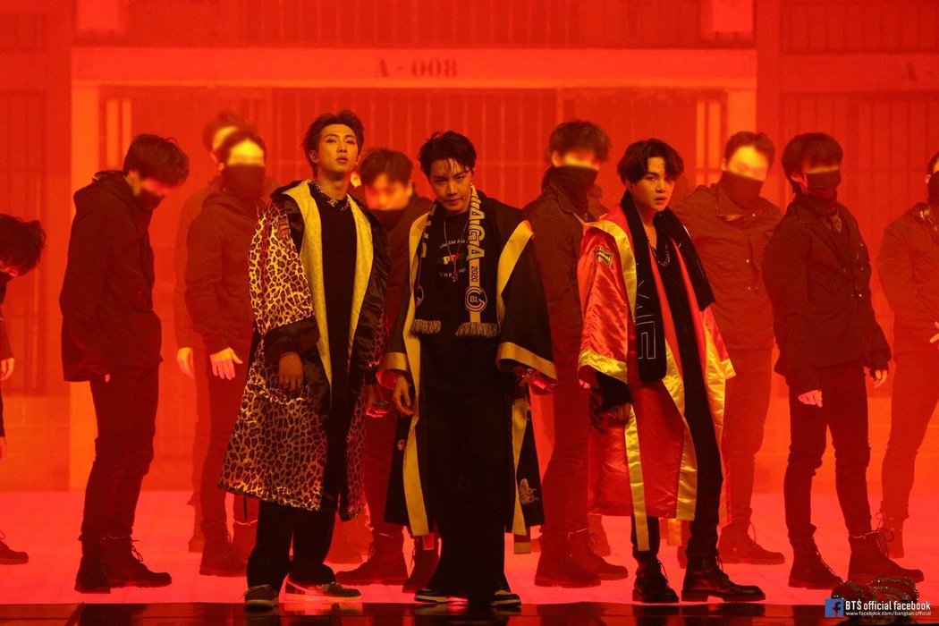 Thumbnail of www-x-com-tanseok-status-1449346978350051334-13c1660a6f5248bb