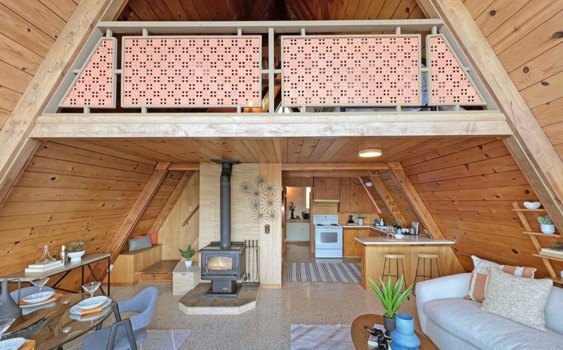 Thumbnail of www-x-com-rohindhar-status-1807886304325390519-17e56af4dd134ce1