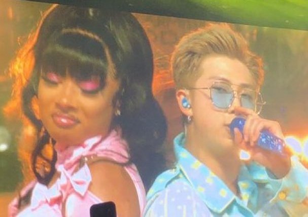 Thumbnail of www-x-com-jeongguklogy-status-1465183676199845890-2665558bc0d24cf5