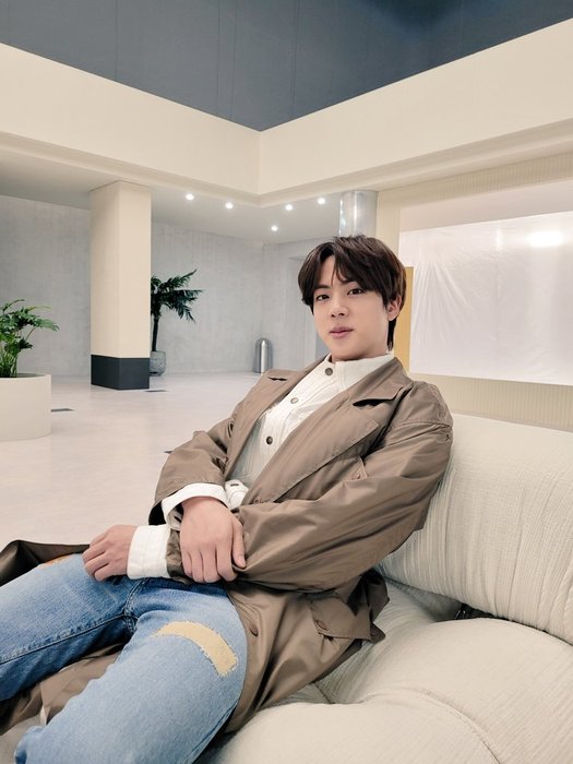 Thumbnail of www-x-com-bts-twt-status-1466884392937086978-26dbc772122b4ccc