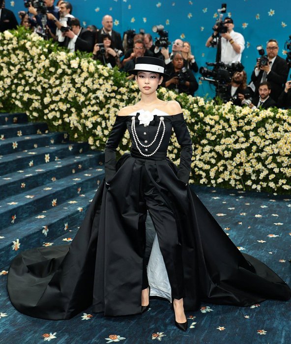 Thumbnail of www-x-com-pradapearll-status-1919524017016357162-2aabde013fe44ef1