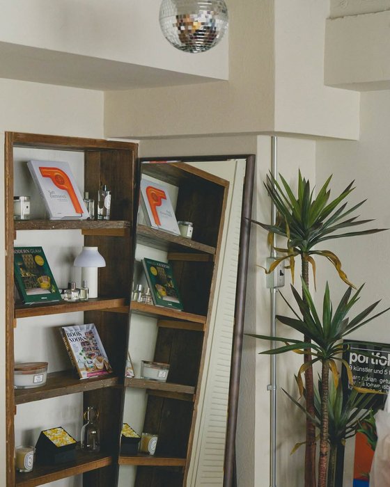 Thumbnail of www-x-com-interiorsuckerr-status-1924762773902295257-368a1f1bf6be4dbd