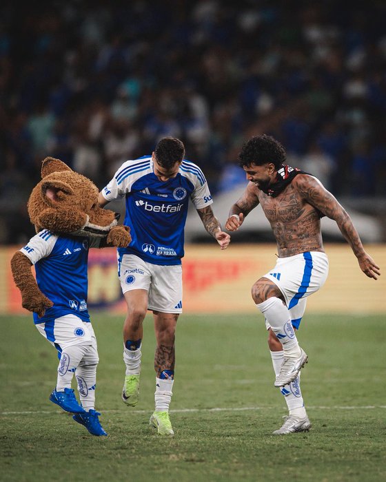 Thumbnail of www-x-com-parkerstrboy-status-1919190377937928439-38bd66e4bdc64491