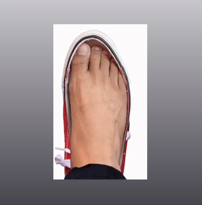 Thumbnail of www-x-com-barefoot-will-status-1759975440431931445-3da546601b904fc1