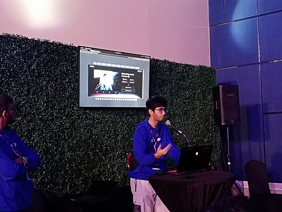 Thumbnail of www-x-com-huddle01com-status-1597564871540822019-3e49fd73b7374c06