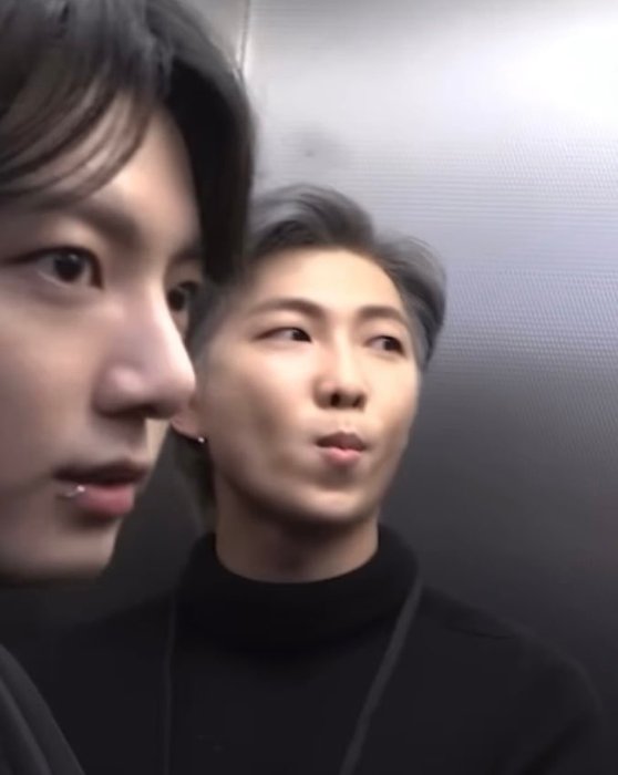 Thumbnail of www-x-com-rmpics-twt-status-1544402074531729408-3e9f21482be94725