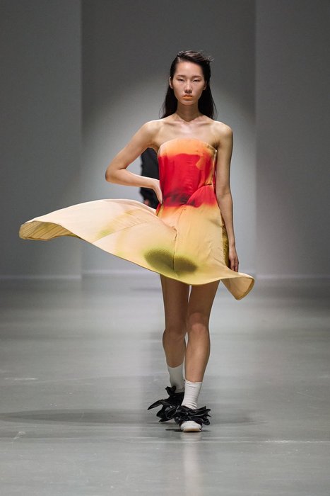 Thumbnail of www-x-com-mightbechule-status-1839037557415489624-4283bc38c8674ff5