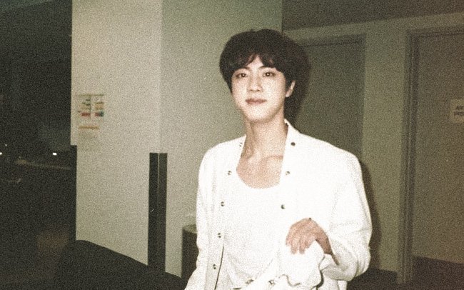 Thumbnail of www-x-com-moonpius-status-1487023726868967425-4da72530a5dd4396