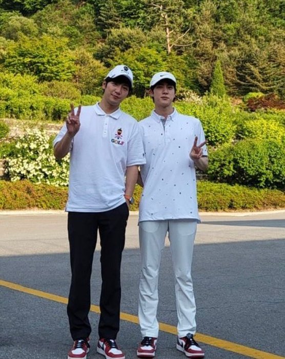 Thumbnail of www-x-com-kiss-seven7-status-1529124104875417603-4f99d4a7da184bed