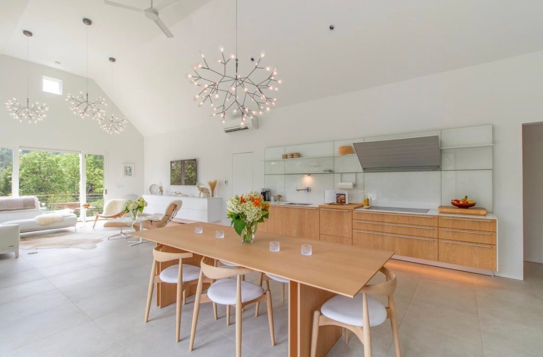 Thumbnail of www-x-com-rohindhar-status-1738949743089266963-54403e1945ab4ae7