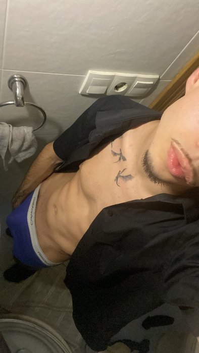 Thumbnail of www-x-com-pplcallmesofi-status-1920233199327662453-5610b9a7a39744f2