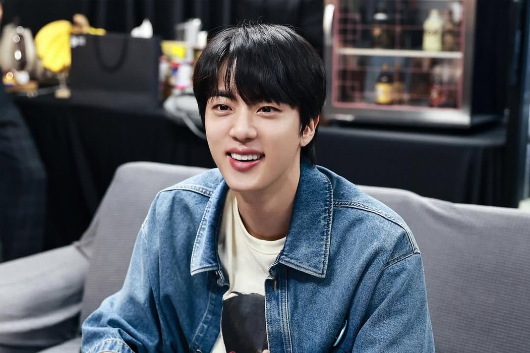 Thumbnail of www-x-com-jinniesarchives-status-1939591870772109412-5eb7cdf28ed74f08