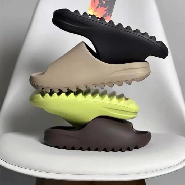 Thumbnail of www-x-com-unishoes-sn-status-1693570427711267226-60e851e630374cf0