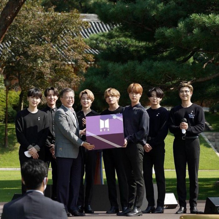 Thumbnail of www-x-com-universbts-status-1460572778889949186-624364c4acde4cb2