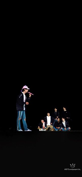 Thumbnail of www-x-com-btswallpaper16-status-1501901954556960769-6e41e31fc92a490e