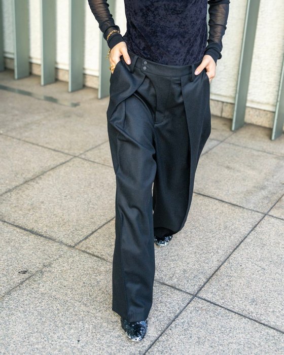 Thumbnail of www-x-com-fashionsnapbuy-status-1846506383715504299-6e9b58c6509e43b6