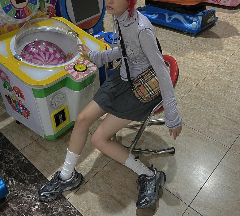 Thumbnail of www-x-com-thinspo-k-status-1436775660958199810-7193d70f76e34720