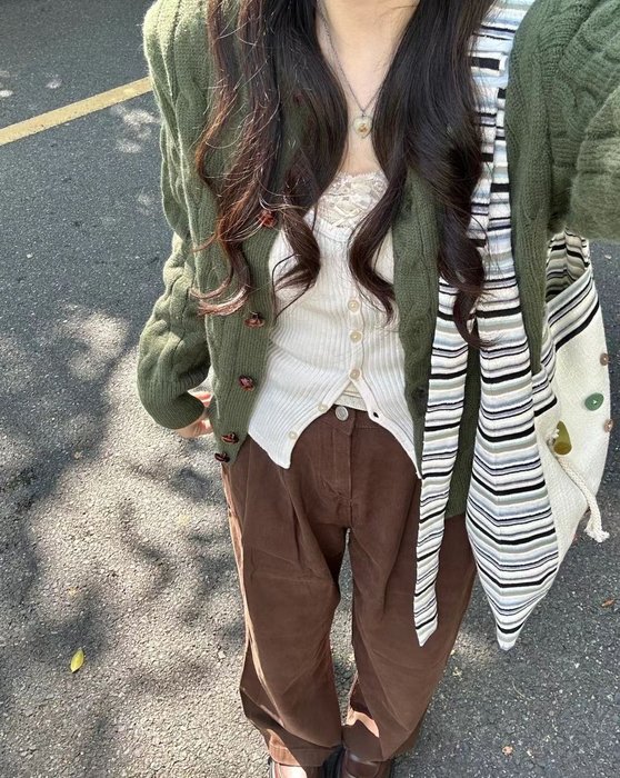 Thumbnail of www-x-com-geul-123-status-1920350261123432765-71ef17fe9bd0443a