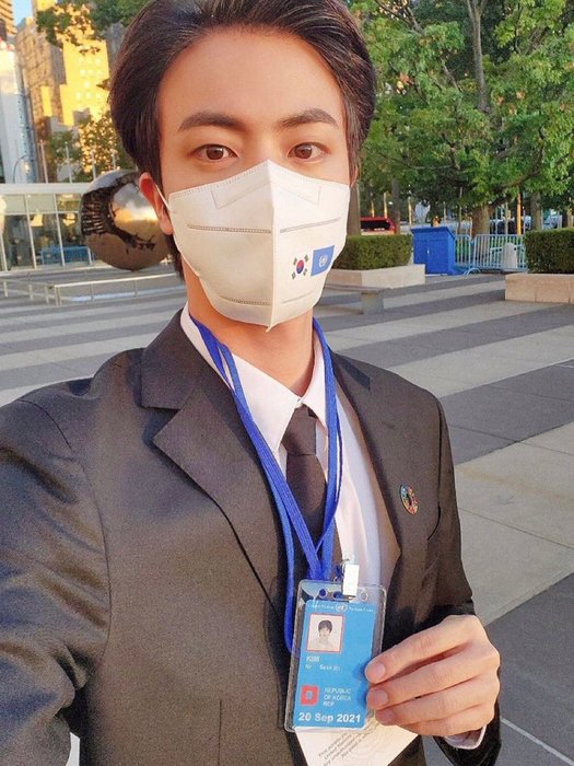 Thumbnail of www-x-com-choi-bts2-status-1439949542040817671-82984f607d074d46