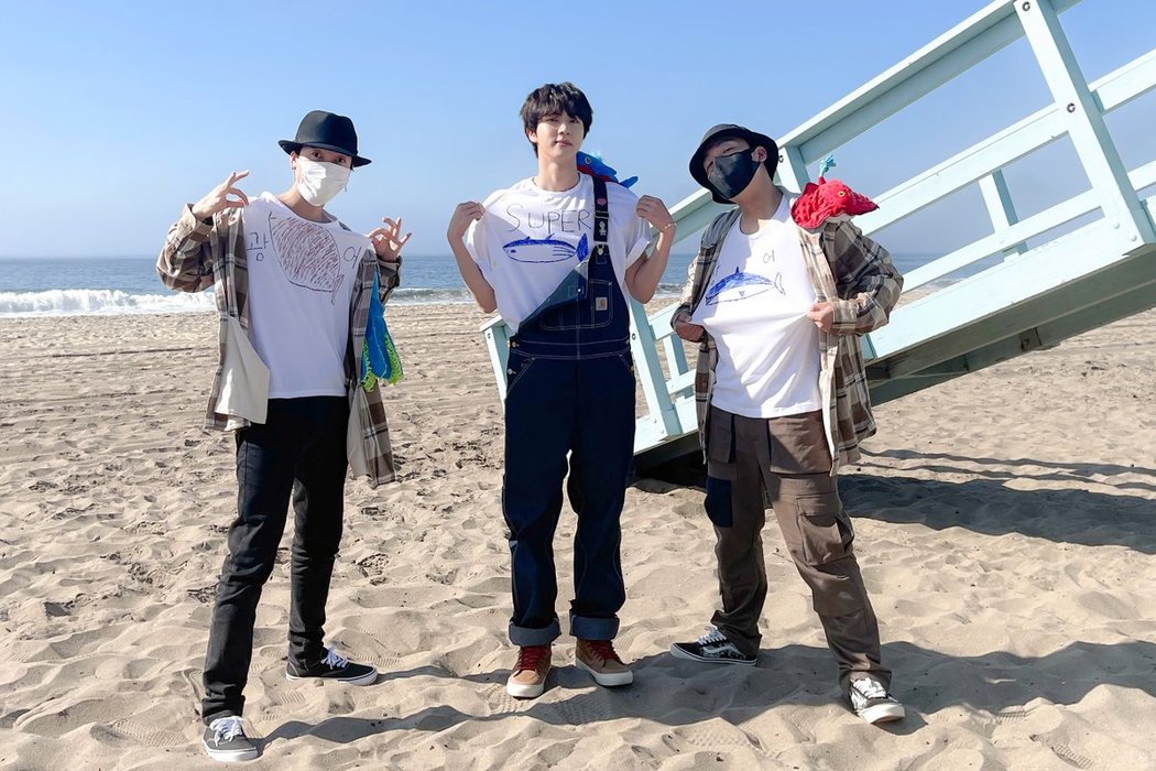 Thumbnail of www-x-com-bts-bighit-status-1467098859813806083-8a4ca253fc2c446a