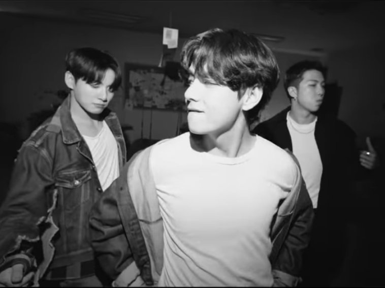 Thumbnail of www-x-com-rosy-w-bts-status-1448947131696377858-9068a63ccdca4843