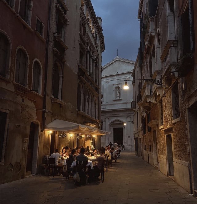 Thumbnail of www-x-com-oldstocky-status-1860044972906676560-938be5de8c5d4821