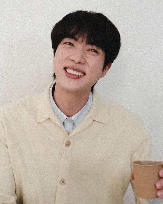 Thumbnail of www-x-com-filmsforjin-status-1574382798915264512-9d290656b6f34a34