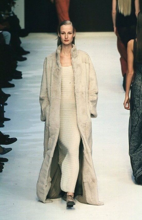 Thumbnail of www-x-com-yvesaintgirl-status-1830582239870194072-9f1c050b014c486f