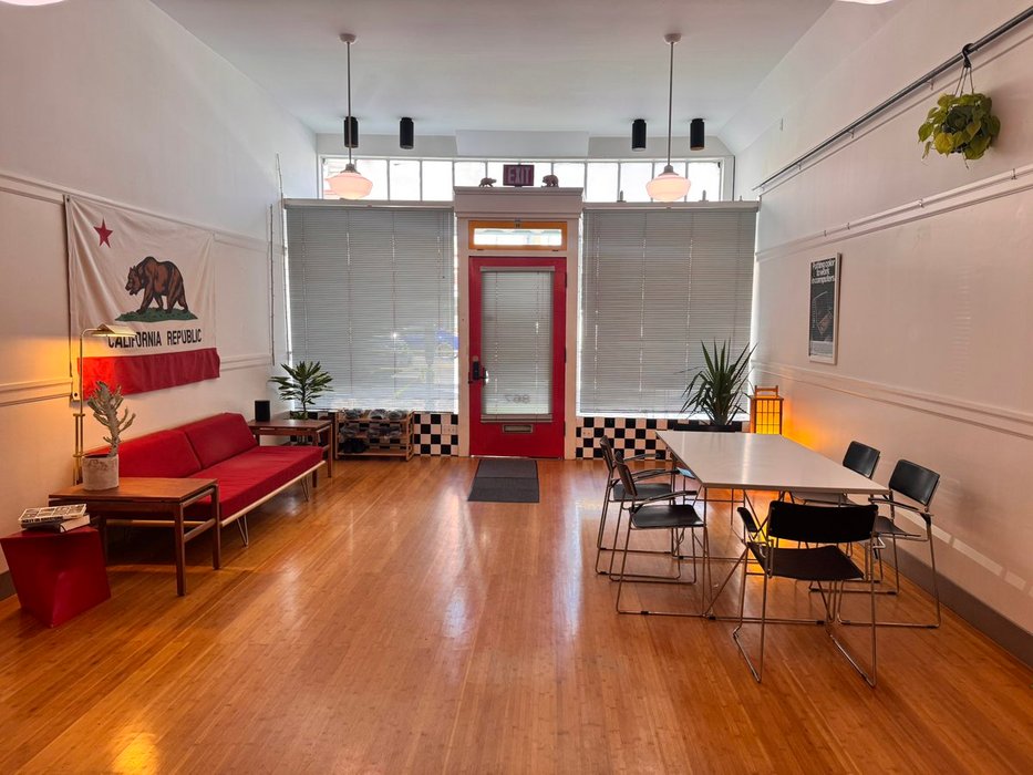 Thumbnail of www-x-com-federiconoemie-status-1924600285630234890-a492fa7253514b69