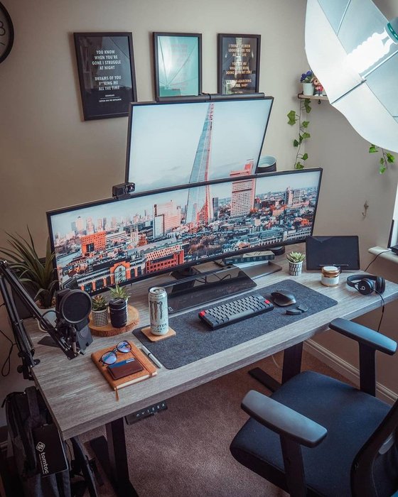 Thumbnail of www-x-com-deepanshusharmx-status-1758496987060589048-a7ec0672fe464f78