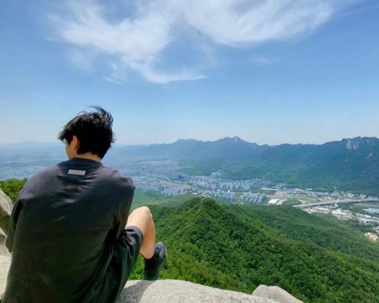 Thumbnail of www-x-com-randomjoonie-status-1524692888126382081-ab0f769e27ba4e47