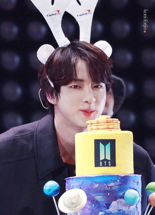 Thumbnail of www-x-com-btsforever1207-status-1469213316581302274-ae1b5793e87d4bbe