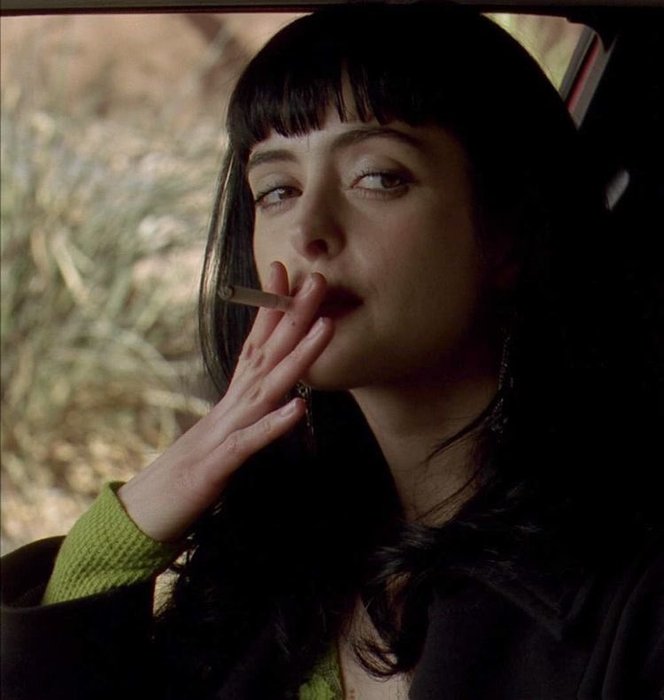 Thumbnail of www-x-com-phoebebjrot-status-1641840490290241537-bb03dbd98ed04512