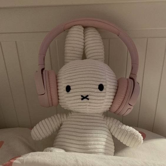 Thumbnail of www-x-com-lovesickdoe-status-1713478055673430488-c2733b6047374777