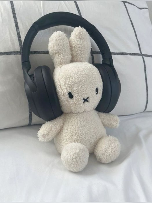 Thumbnail of www-x-com-lovesickdoe-status-1713478055673430488-c2733b6047374777