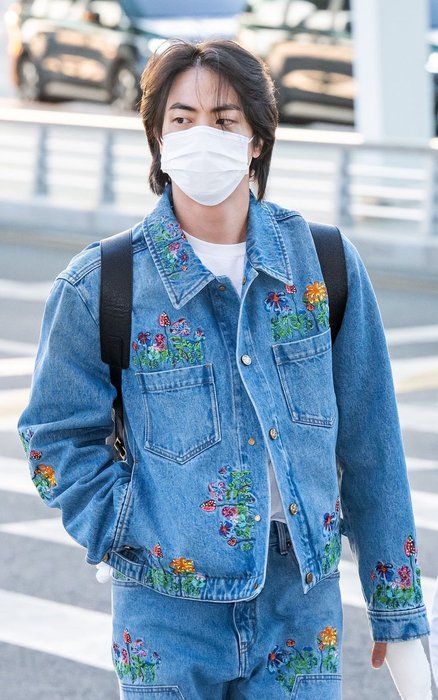 Thumbnail of www-x-com-jingallery-status-1508409349584175105-c862213c26a94757