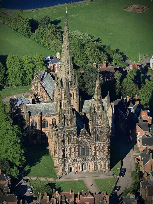 Thumbnail of www-x-com-gothicchurches-status-1887652501035315666-c97213bc67fe45bc