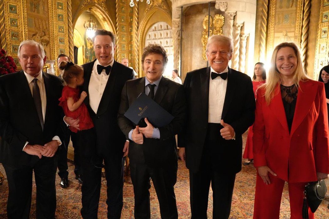 Thumbnail of www-x-com-elonmusk-status-1857456159759687980-cb1656a24ee2495a