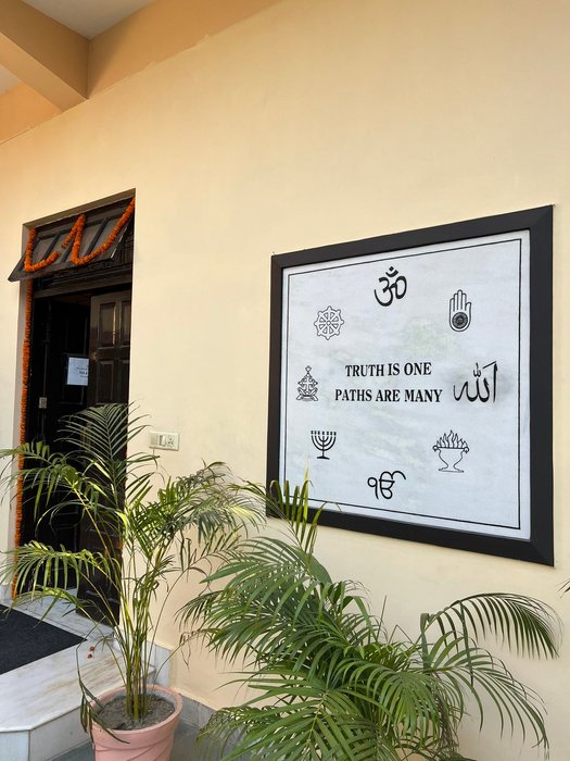 Thumbnail of www-x-com-patriciamou-status-1639843946900647938-ce0bf53e3bfc491f