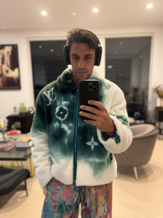 Thumbnail of www-x-com-thisisneer-status-1934611493187665955-d3a2e6c27cc14a6e