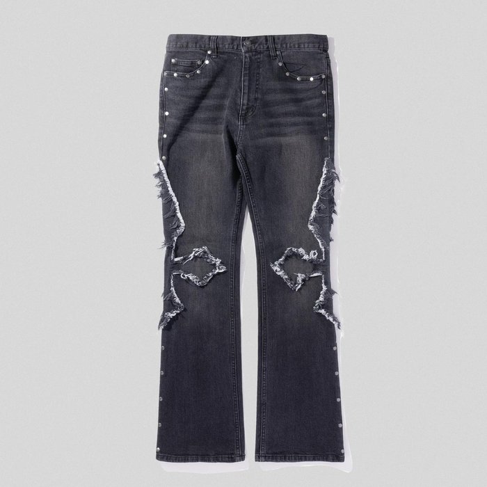Thumbnail of www-x-com-fashionsnap-status-1851457258569281652-d4cfcbcc3cfa4e1b