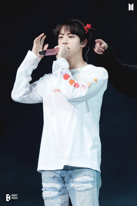 Thumbnail of www-x-com-bts-bighit-status-1466965527751184387-da6da51a09f9443d