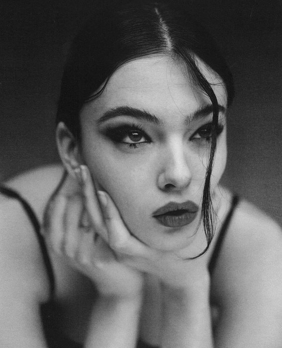 Thumbnail of www-x-com-jacquemusx-status-1652451563573506051-db067809bdae42eb