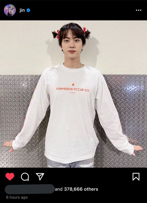 Thumbnail of www-x-com-bangtanverse-status-1467872417716580366-dd5449e75c3e4f9e