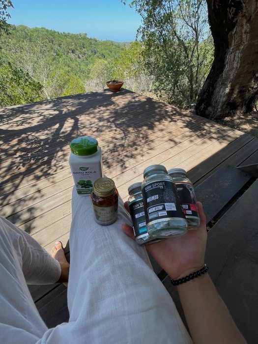 Thumbnail of www-x-com-bensmithlive-status-1802741282093387841-e76f4ef27ddc4f56