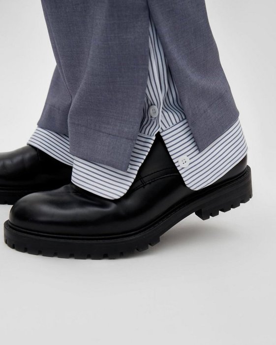 Thumbnail of www-x-com-streetfashion01-status-1768372871993172439-e95d063ba6f84958