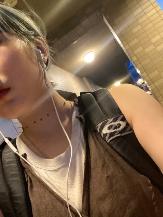 Thumbnail of www-x-com-blackdressyy-status-1808088962705379608-e9fe820a95594190