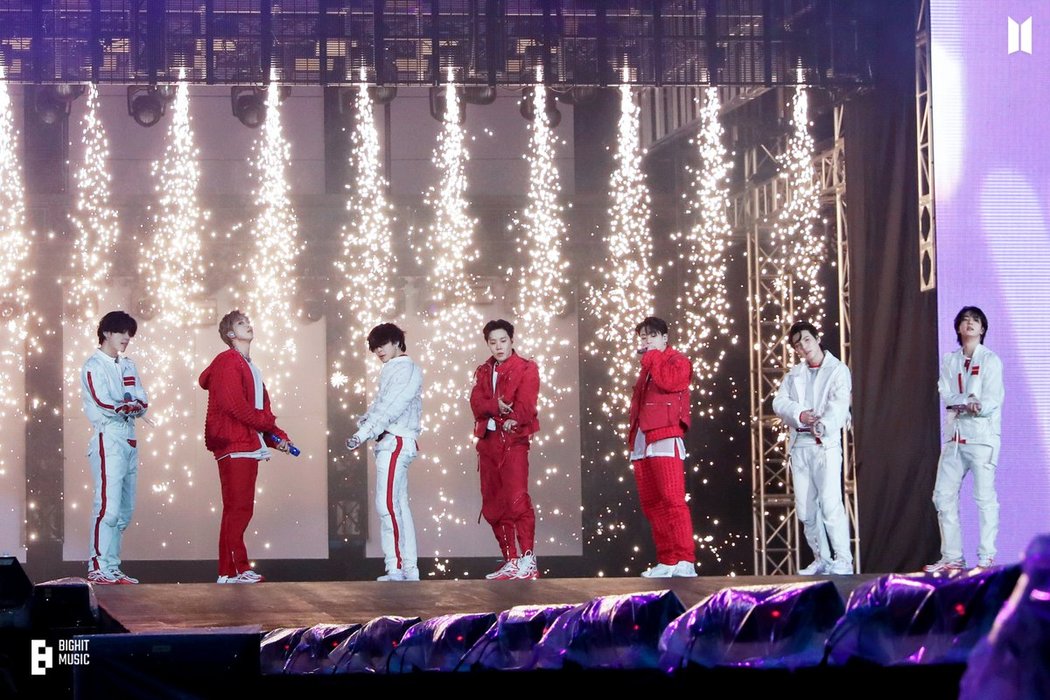 Thumbnail of www-x-com-bts-bighit-status-1505484319313182720-ea98432fdf0b44b3